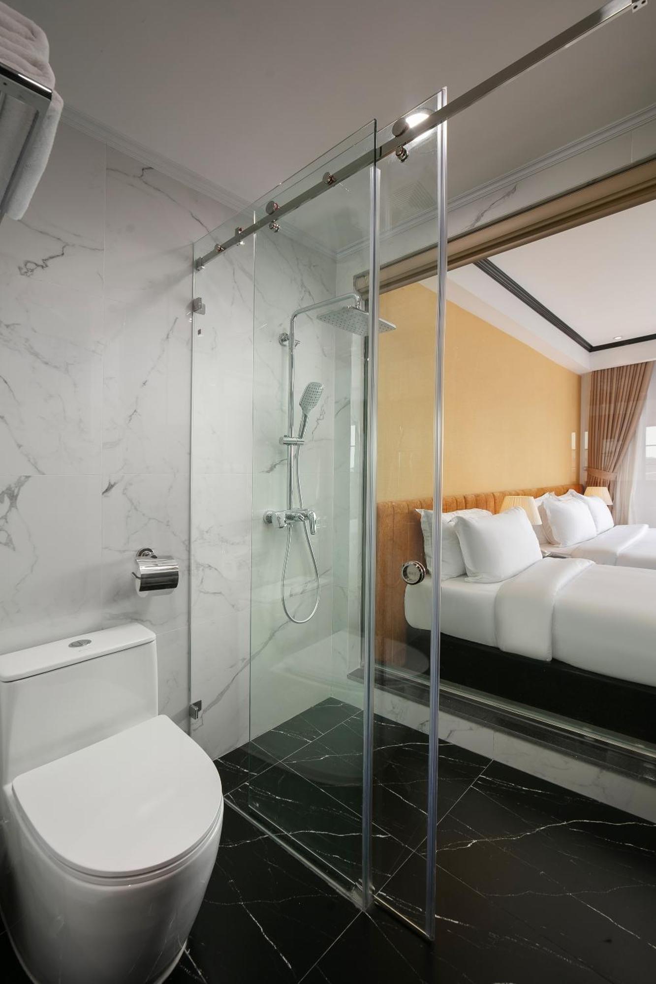 Hanoi Plaza Suite Hotel & Spa Exteriör bild