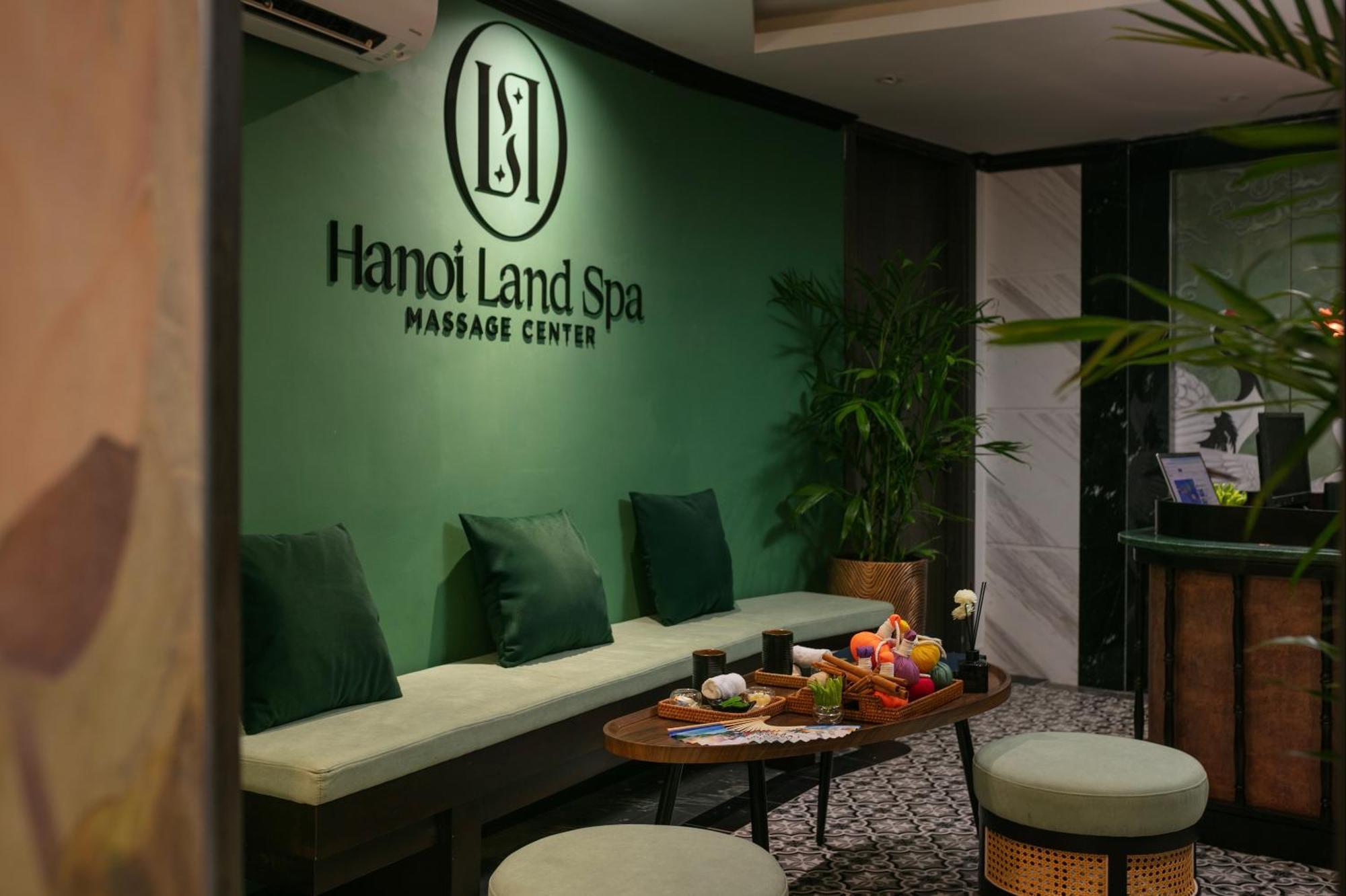 Hanoi Plaza Suite Hotel & Spa Exteriör bild
